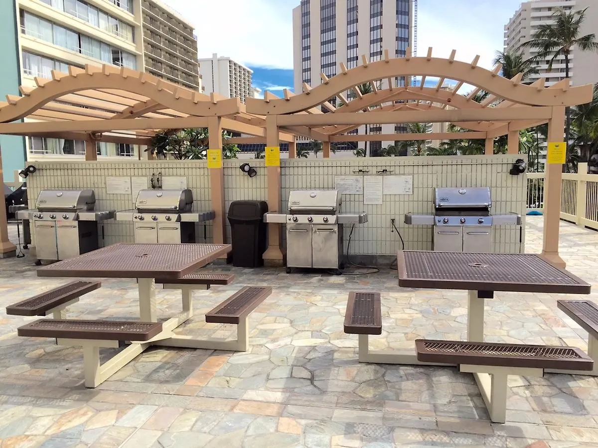 Skyline Island Colony Hotel Honolulu Apartahotel