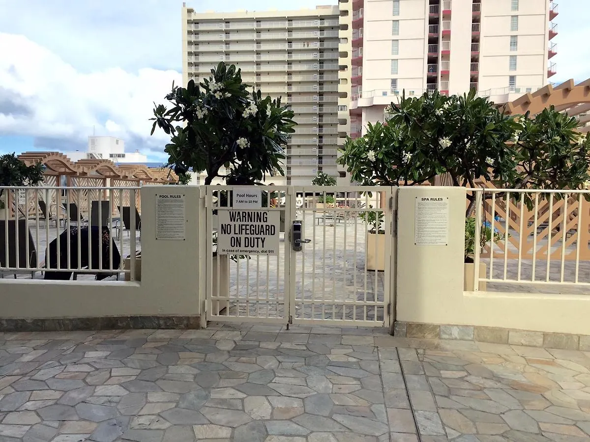 Skyline Island Colony Hotel Honolulu 3*,